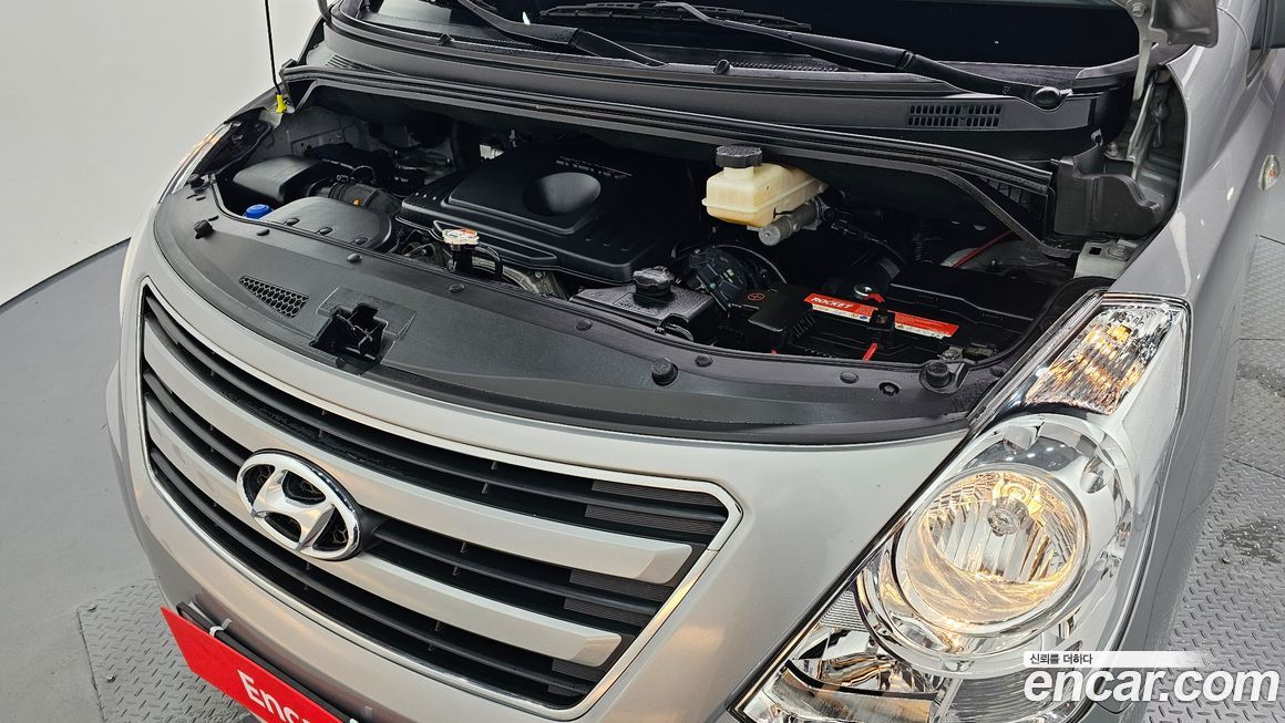 Hyundai Starex 2016