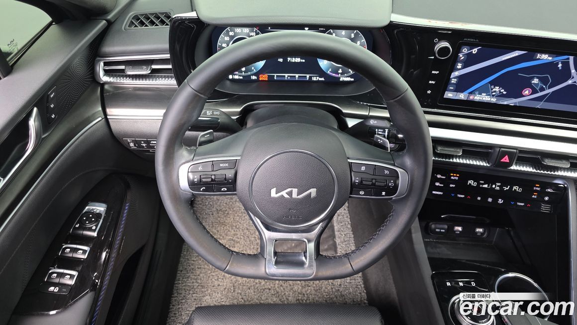 Kia K5 2023
