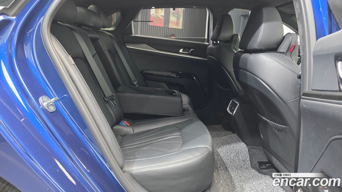Kia K5 2023