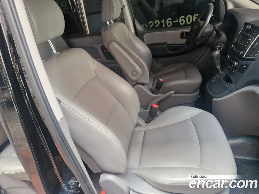 Hyundai Starex 2021