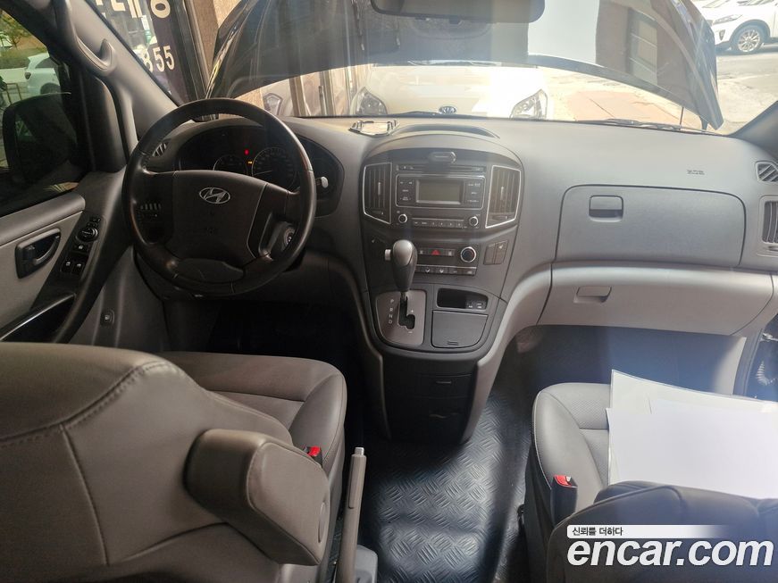 Hyundai Starex 2021