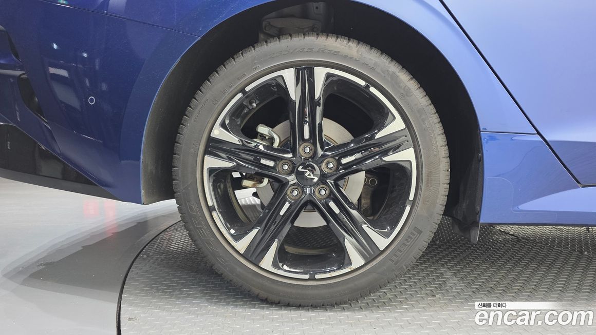 Kia K5 2023
