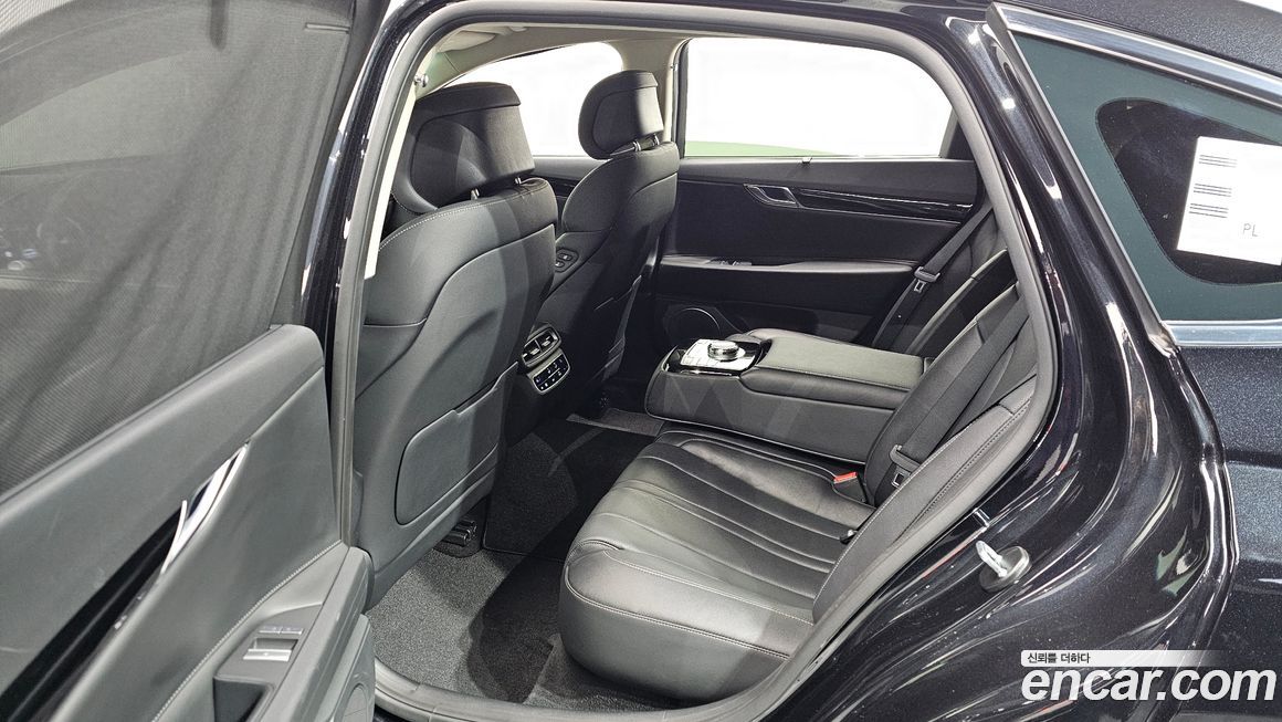 Genesis G80 2023