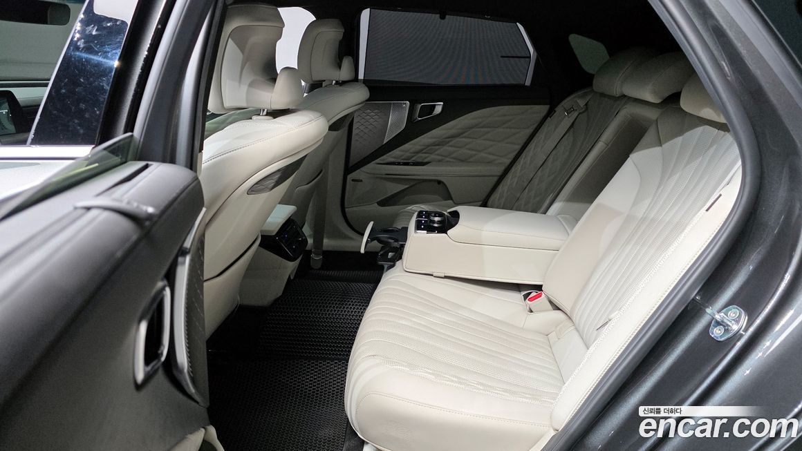 Kia K8 2023