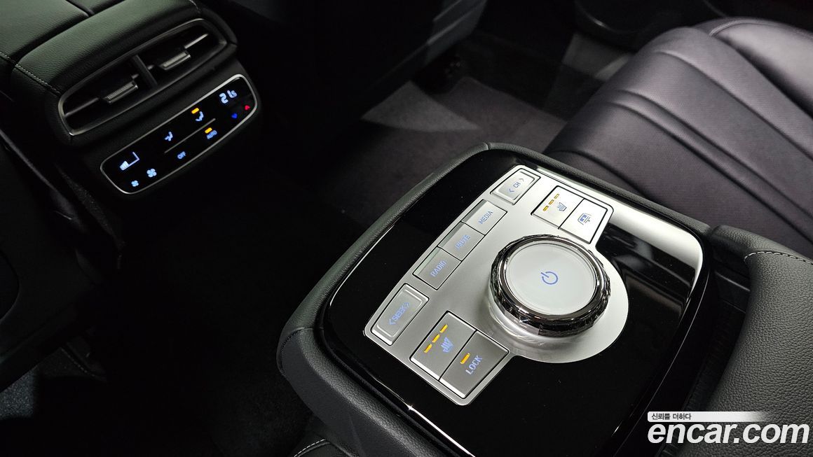 Genesis G80 2023