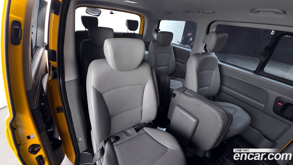 Hyundai Starex 2021