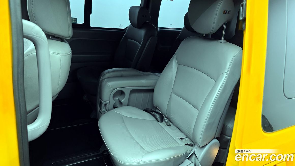 Hyundai Starex 2021
