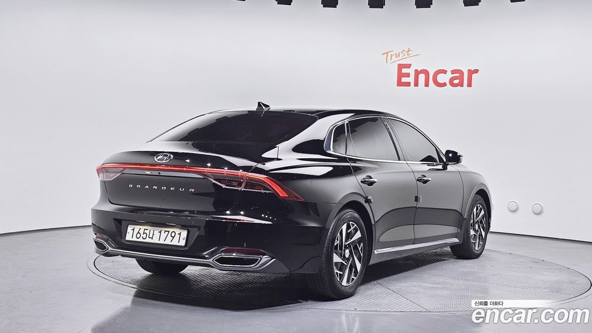 Hyundai Grandeur 2020