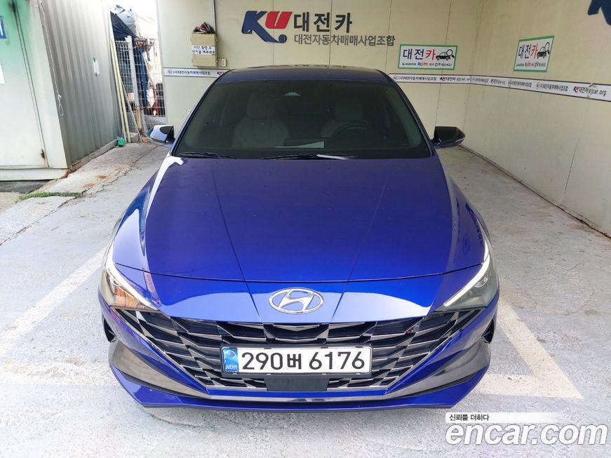 Hyundai AVANTE 2021