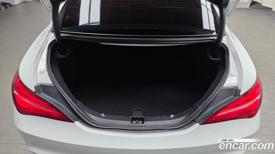 Mercedes-Benz CLA-Class 2019