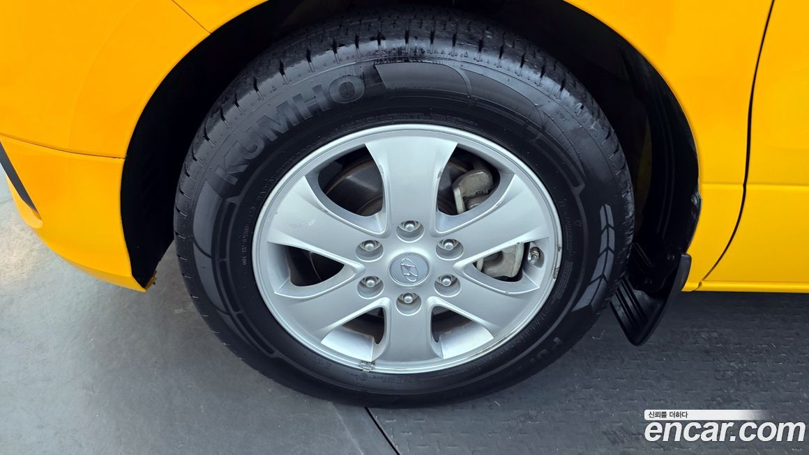 Hyundai Starex 2021