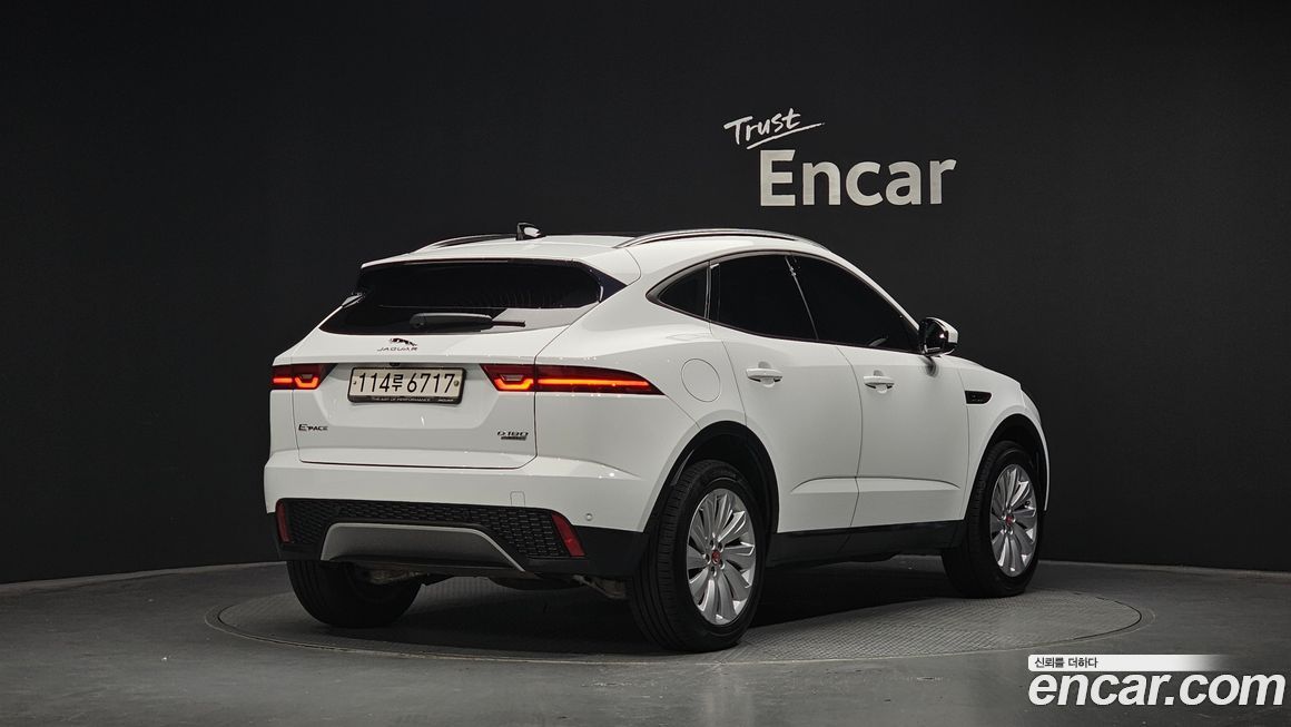 Jaguar E-PACE 2020