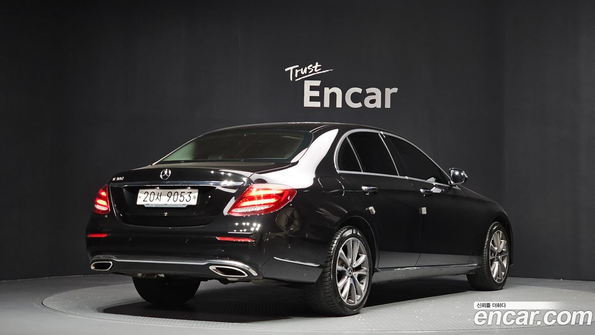 Mercedes-Benz E-Class 2018