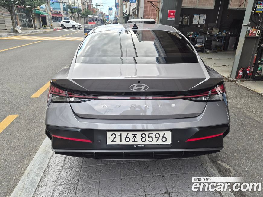 Hyundai AVANTE 2024