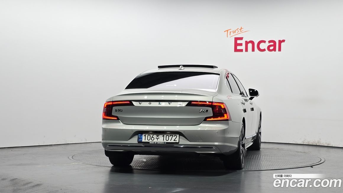 Volvo S90 2021