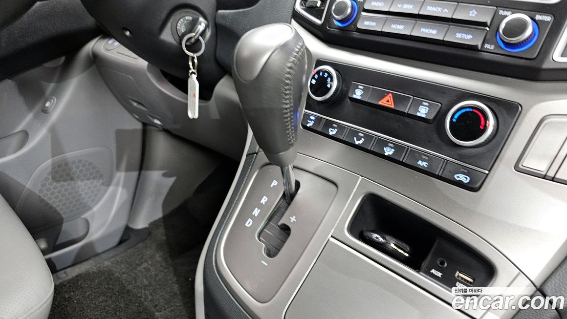 Hyundai Starex 2021