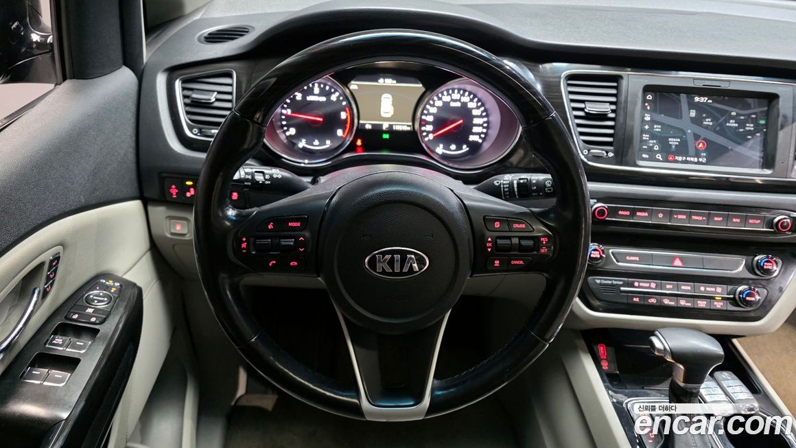 Kia Canival 2019