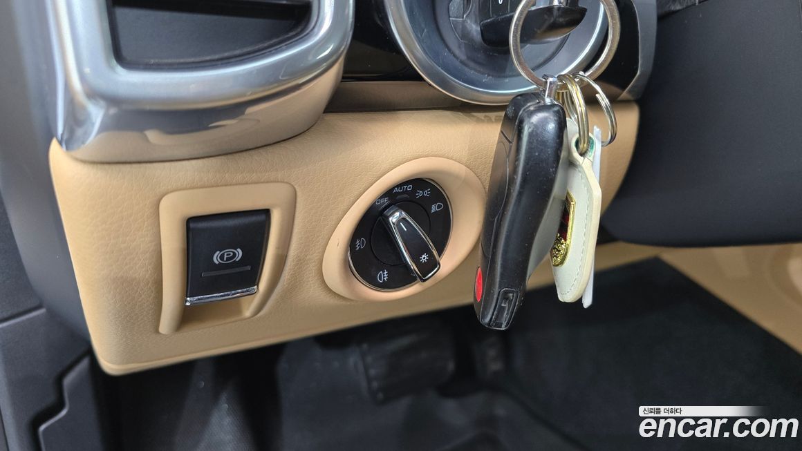 Porsche Cayenne 2016