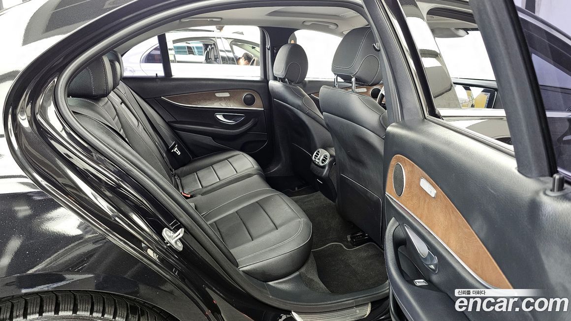 Mercedes-Benz E-Class 2018