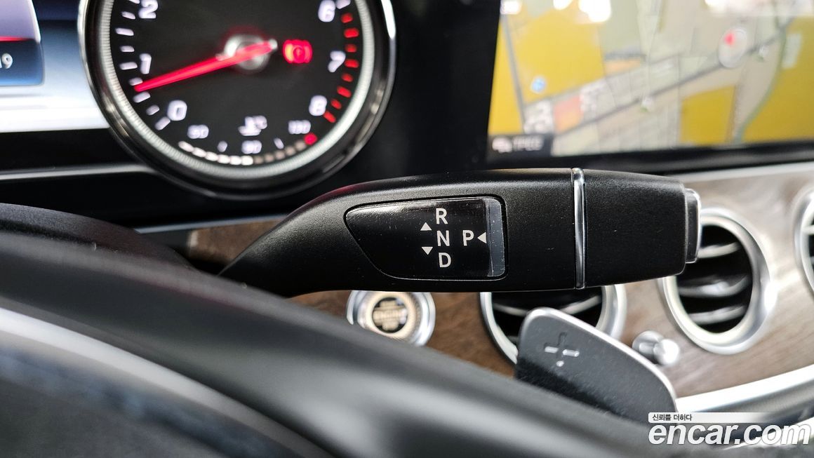 Mercedes-Benz E-Class 2018