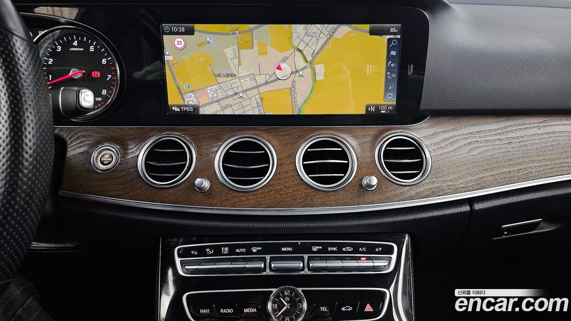 Mercedes-Benz E-Class 2018