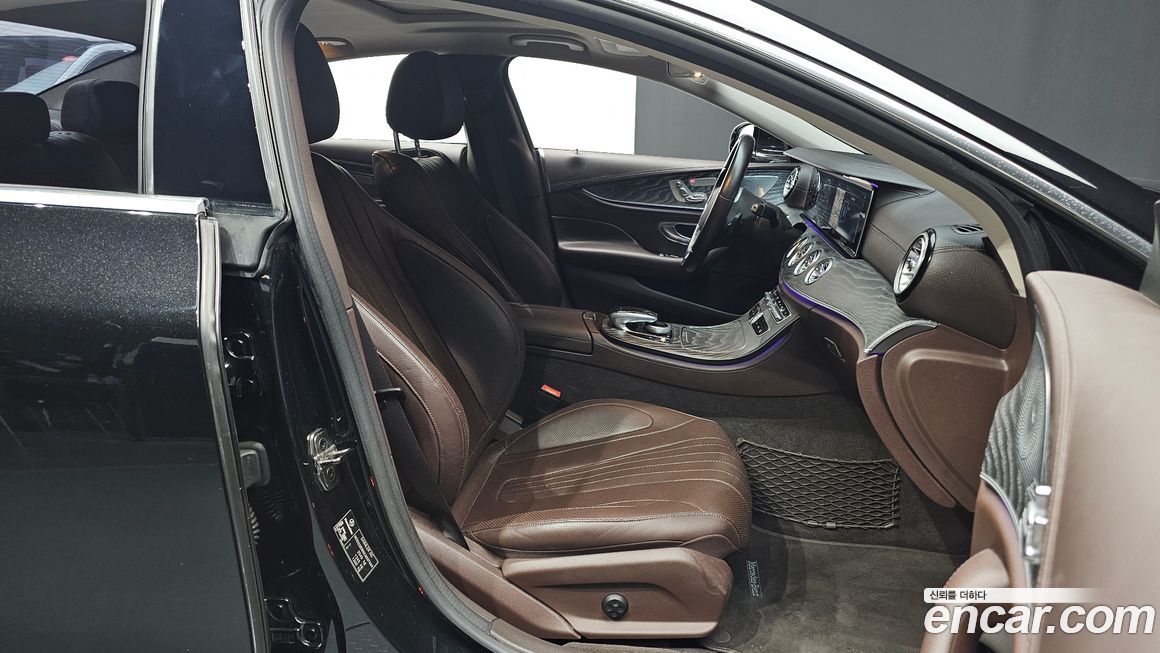 Mercedes-Benz CLS-Class 2019