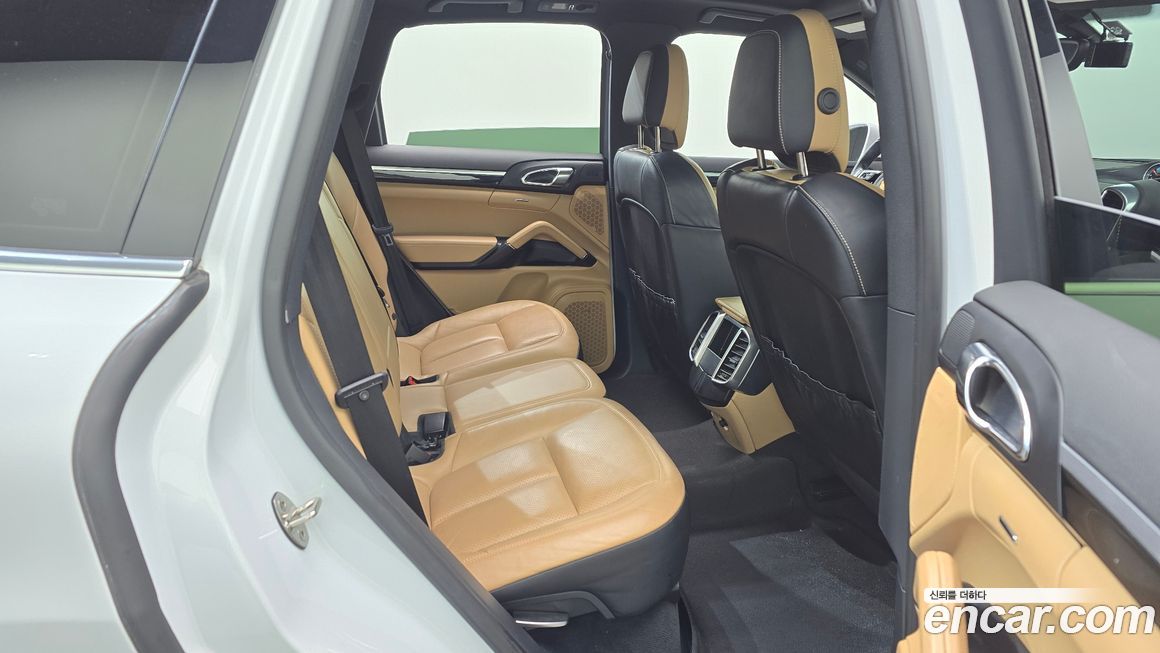 Porsche Cayenne 2016