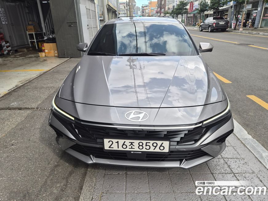 Hyundai AVANTE 2024