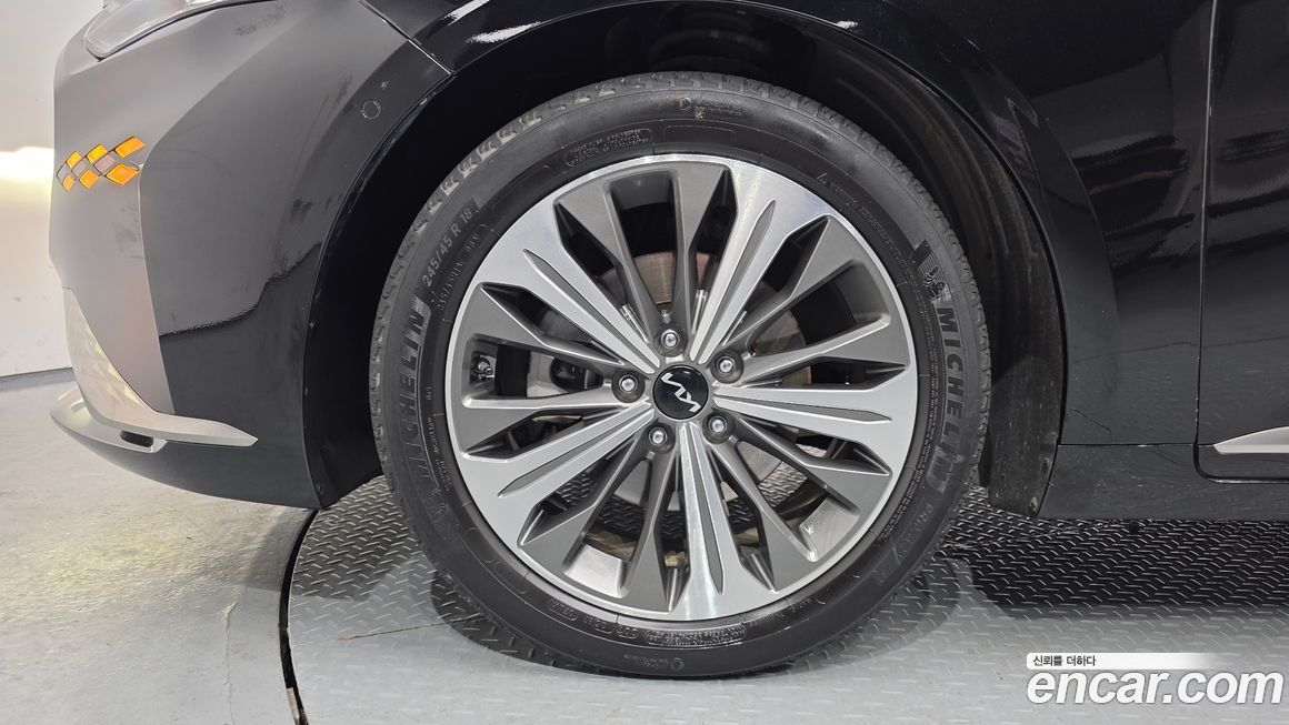 Kia K8 2023