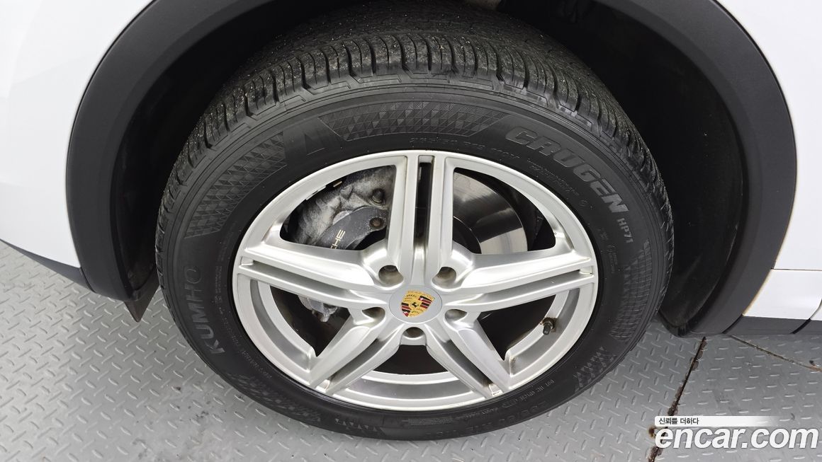 Porsche Cayenne 2016