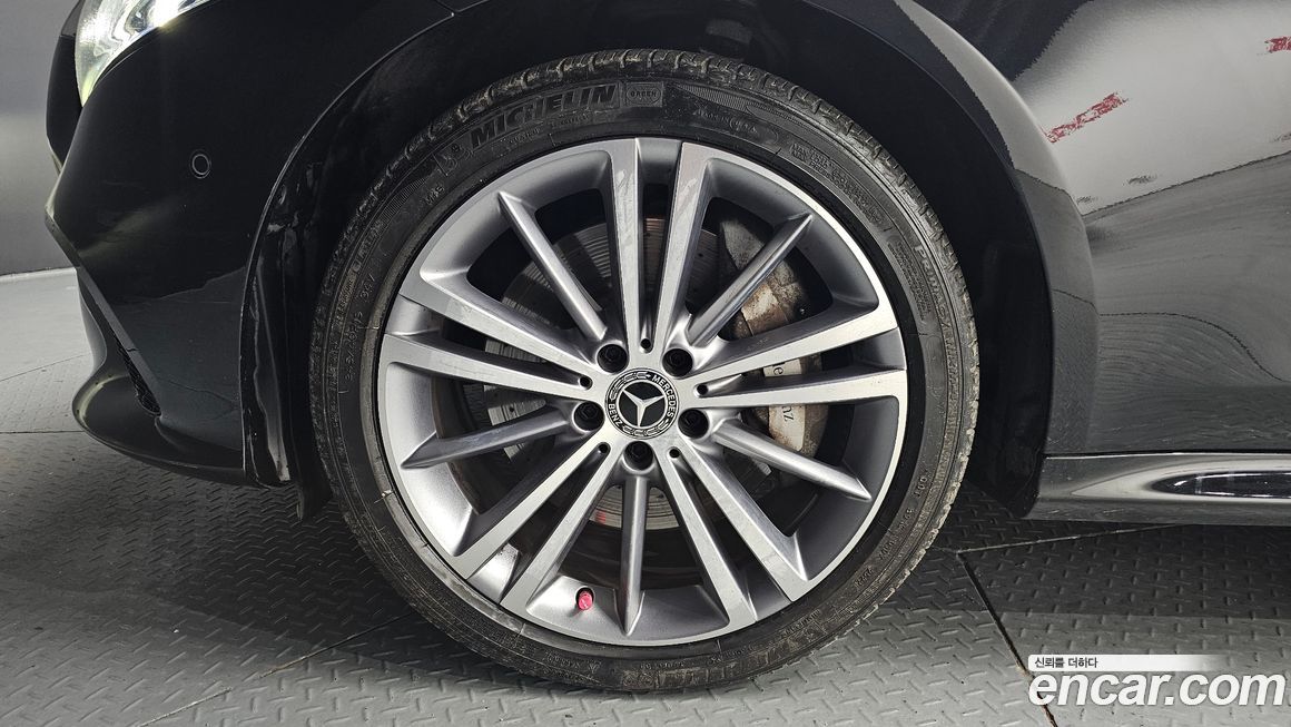 Mercedes-Benz CLS-Class 2019