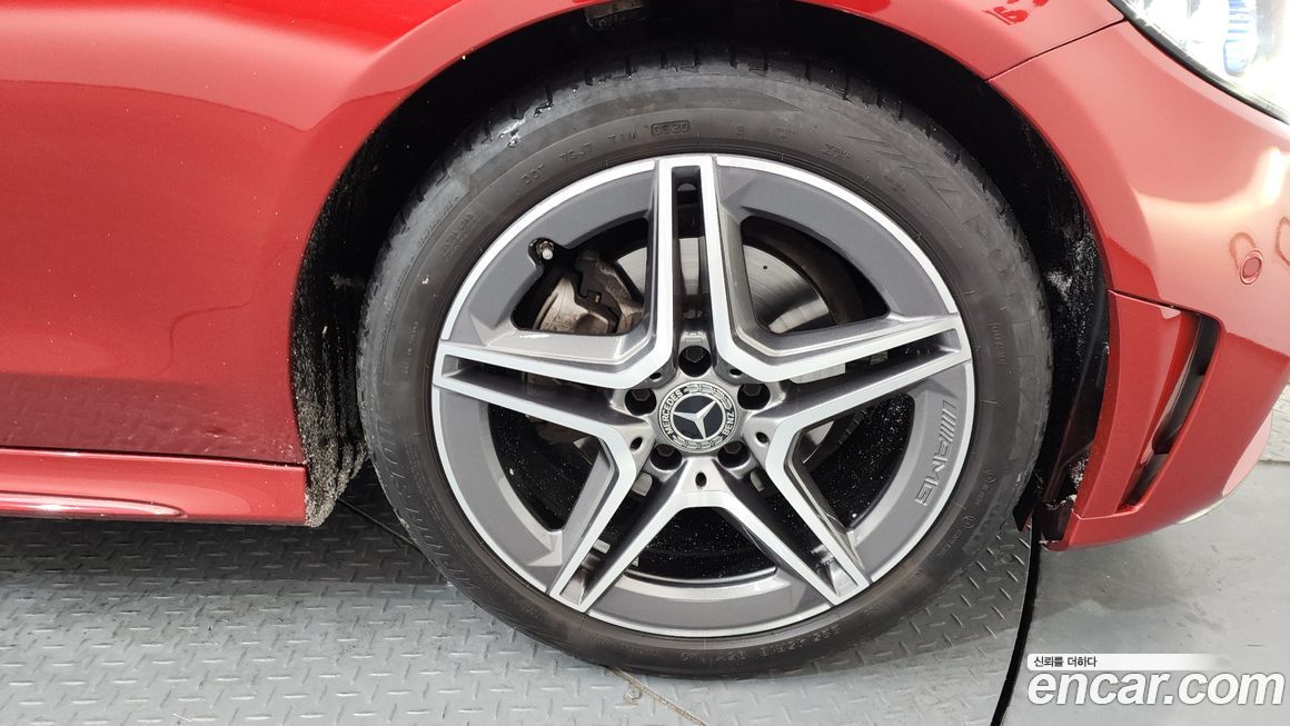 Mercedes-Benz C-Class 2021
