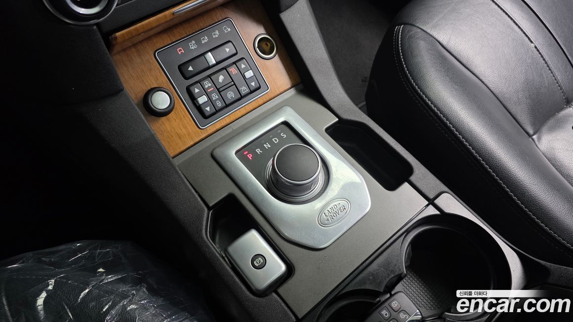Land Rover Discovery 2016