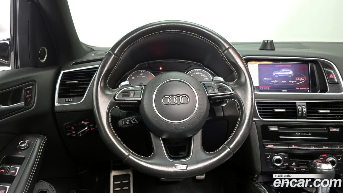 Audi SQ5 2015