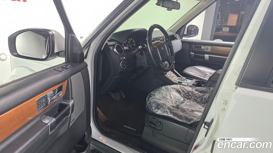 Land Rover Discovery 2016