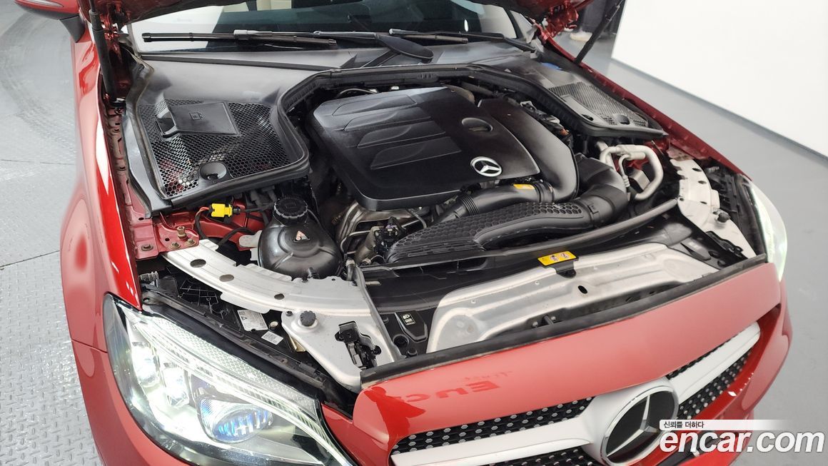Mercedes-Benz C-Class 2021