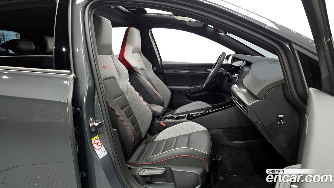 Volkswagen Golf 2024