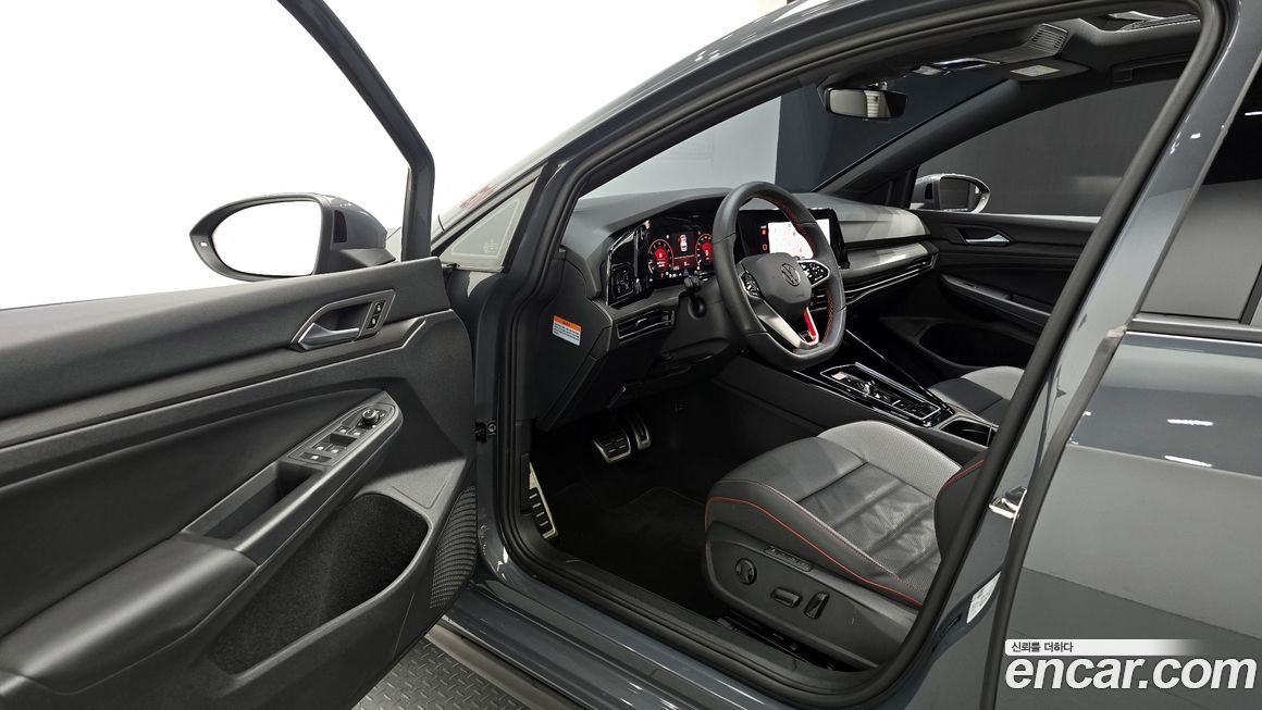 Volkswagen Golf 2024