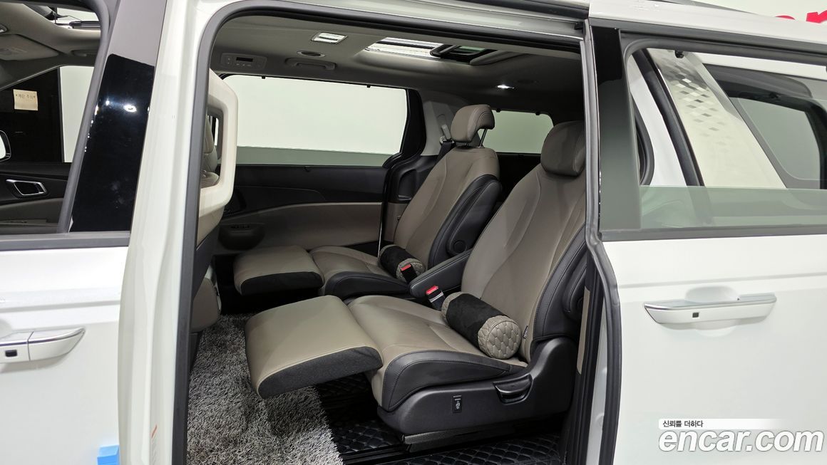 Kia Canival 2025