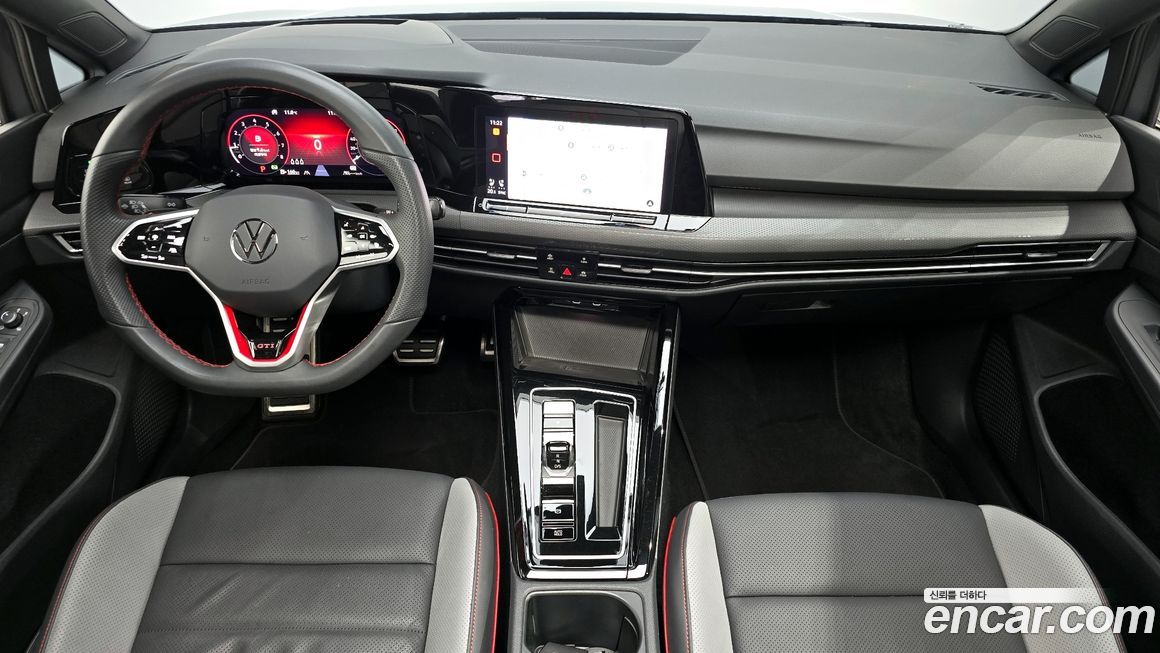 Volkswagen Golf 2024