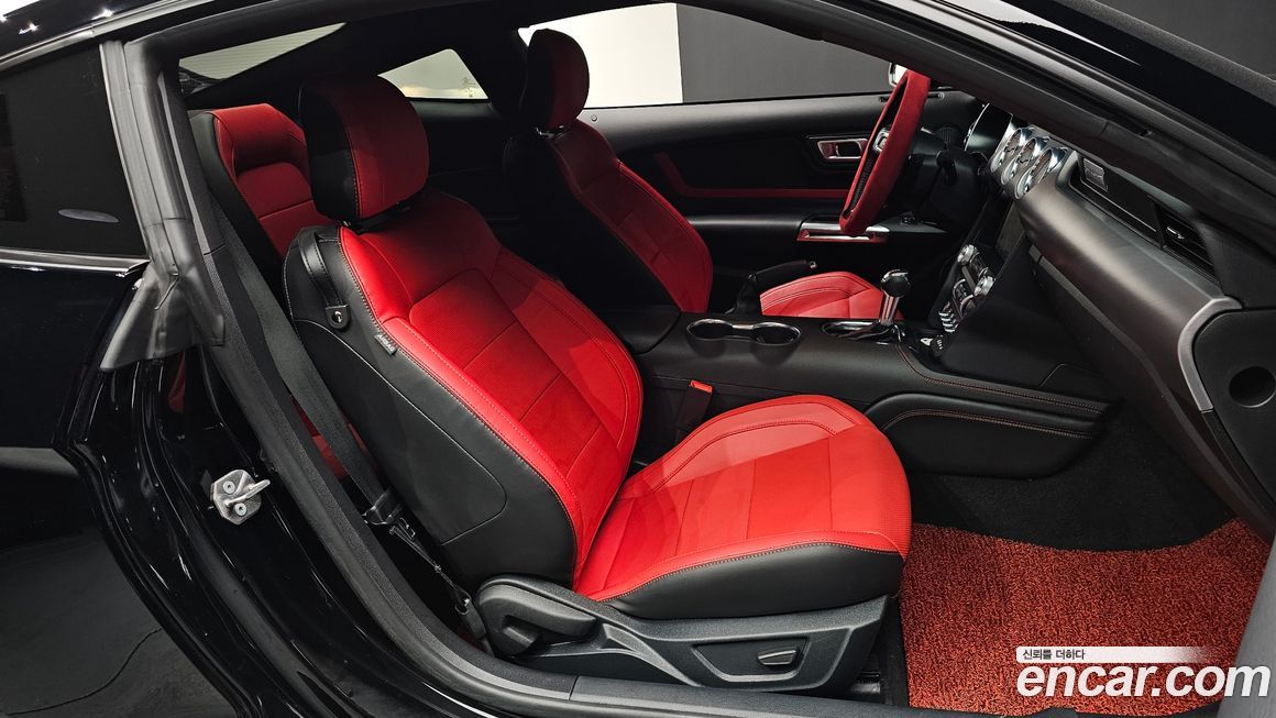 Ford Mustang 2023