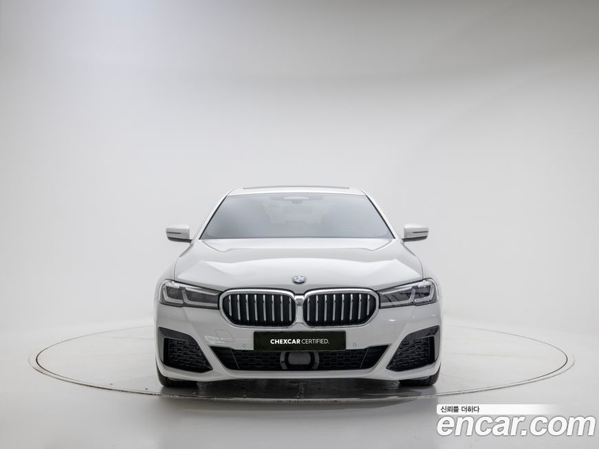 BMW 5-Series 2021
