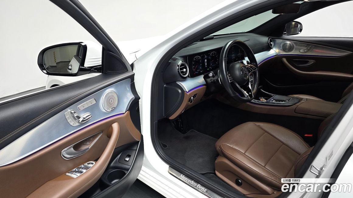 Mercedes-Benz E-Class 2021
