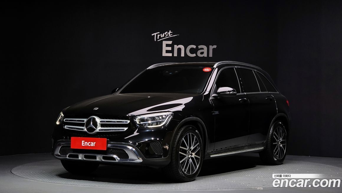 Mercedes-Benz GLC-Class 2021