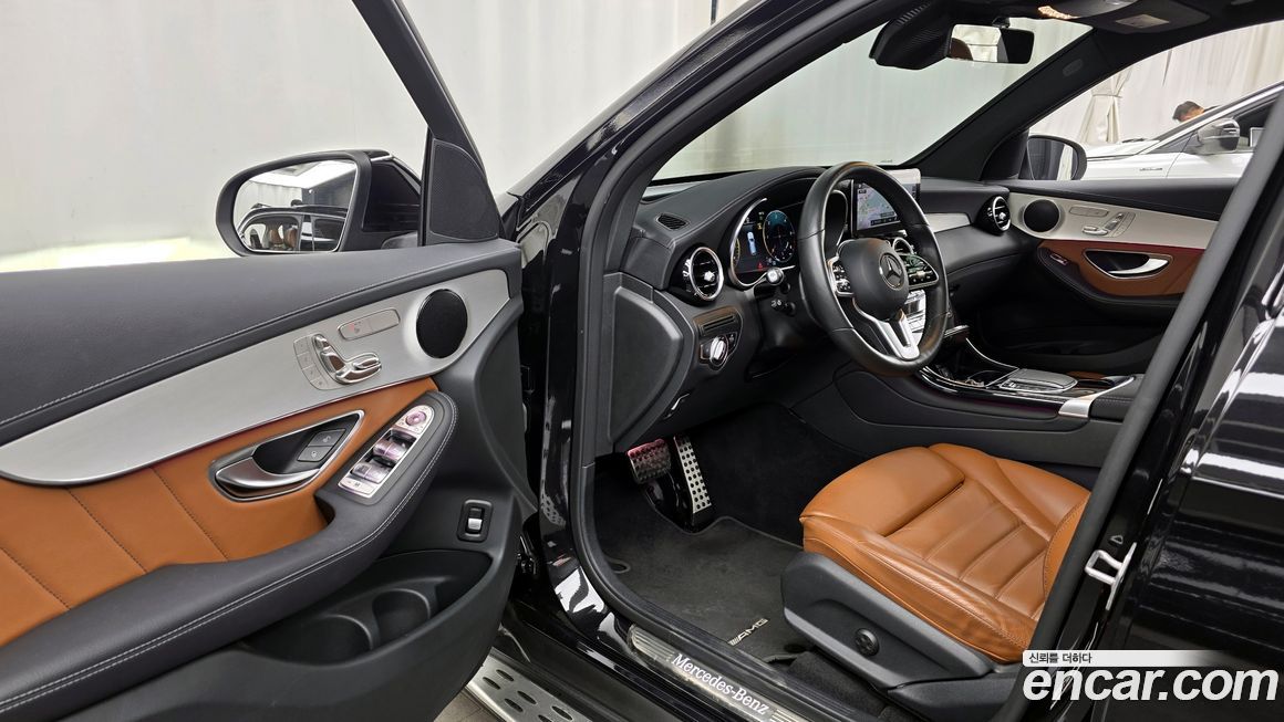 Mercedes-Benz GLC-Class 2021