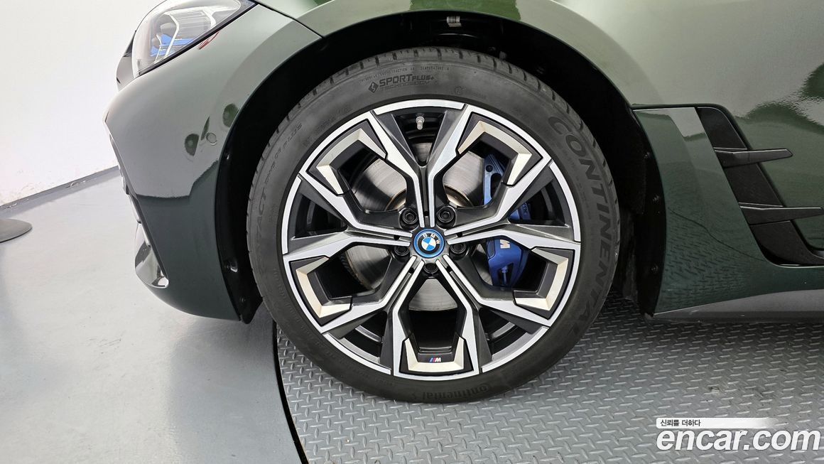 BMW i4 2022