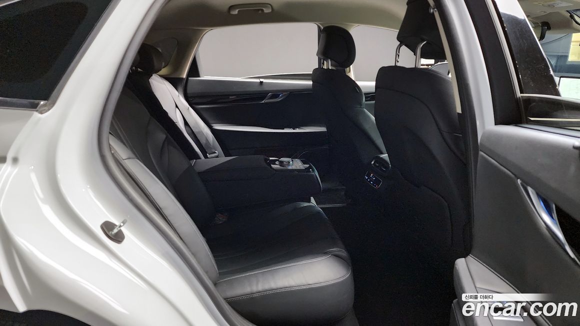 Genesis G80 2023