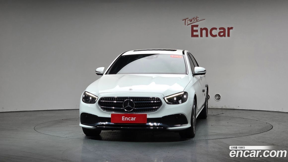 Mercedes-Benz E-Class 2021