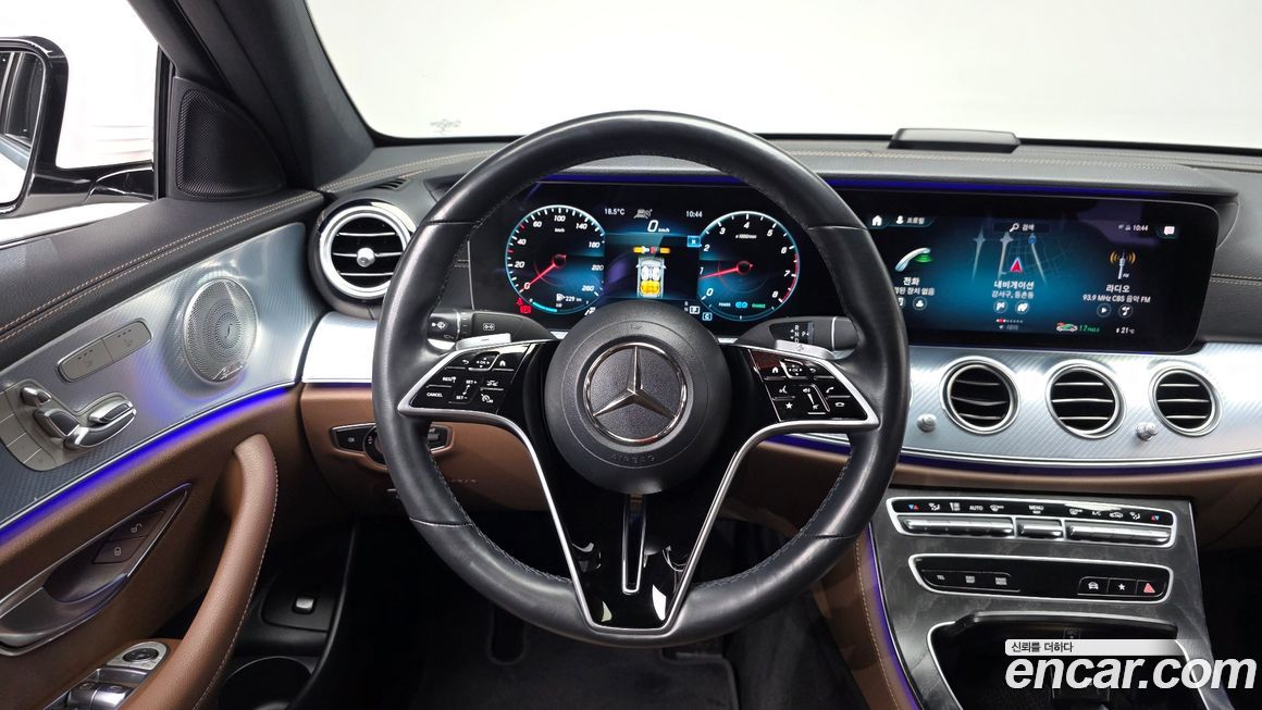 Mercedes-Benz E-Class 2021
