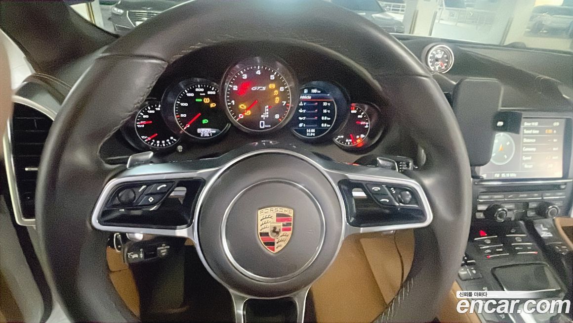 Porsche Cayenne 2016